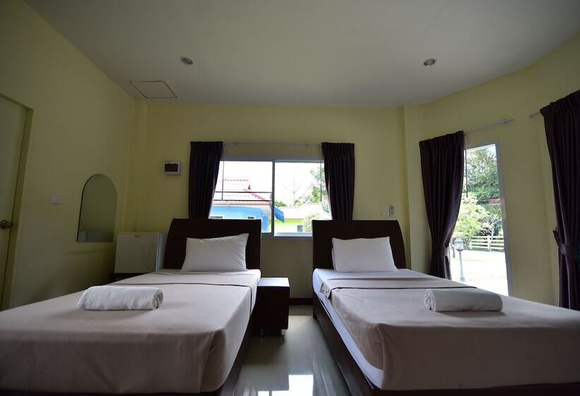בית מלון כפרי Petch Jed Sao Noi Resort