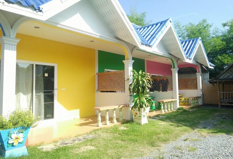 בית מלון כפרי Plaifan House