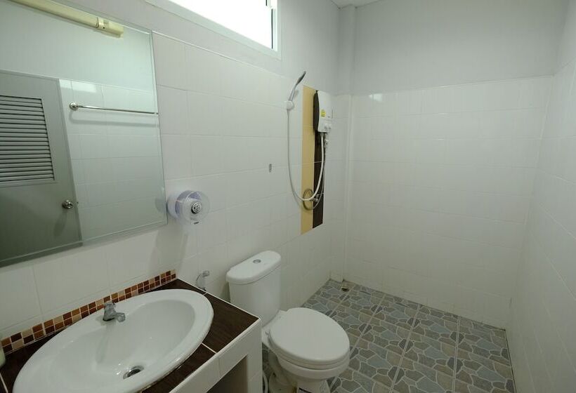 בית מלון כפרי Prompong Resort Mukdahan