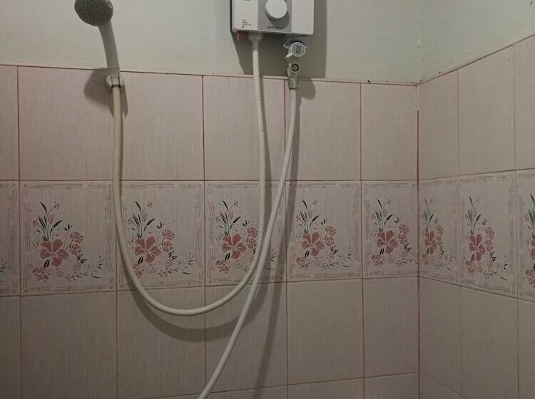 فندق Rimnam Khonghae Resort