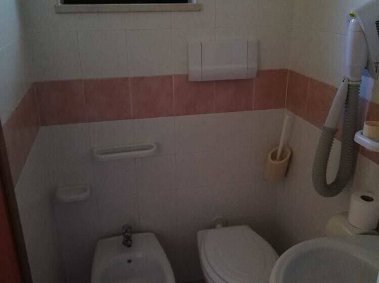 Отель Ristorante La Collina