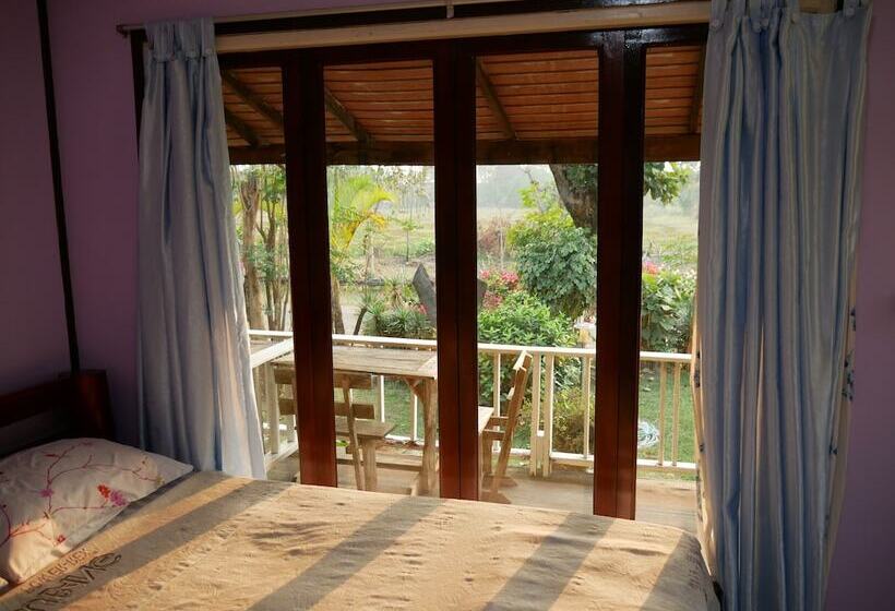 בית מלון כפרי Sakul Kaew Resort
