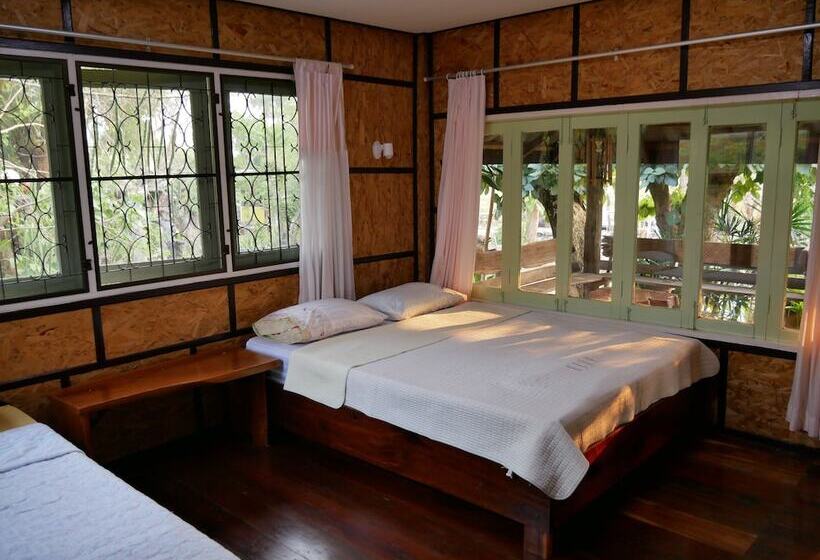 Hotel Sakul Kaew Resort