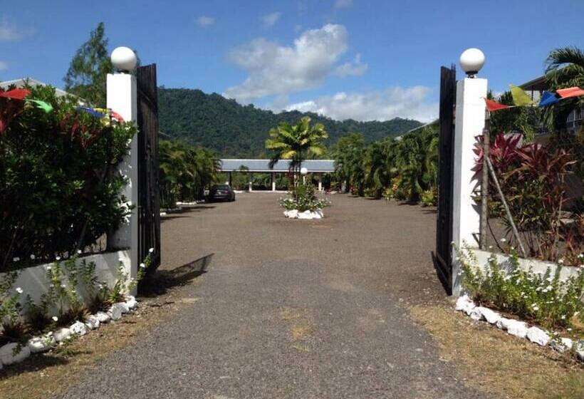 هتل Samoa Sport Lodge