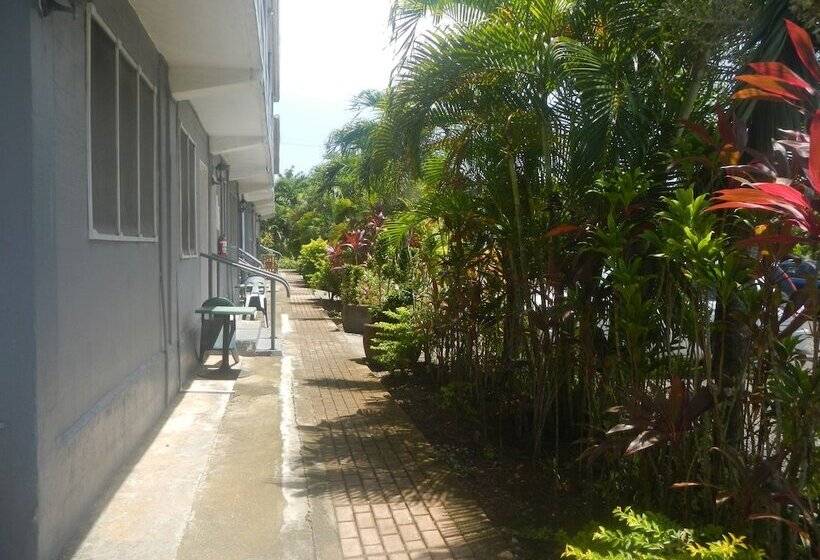 هتل Samoa Sport Lodge