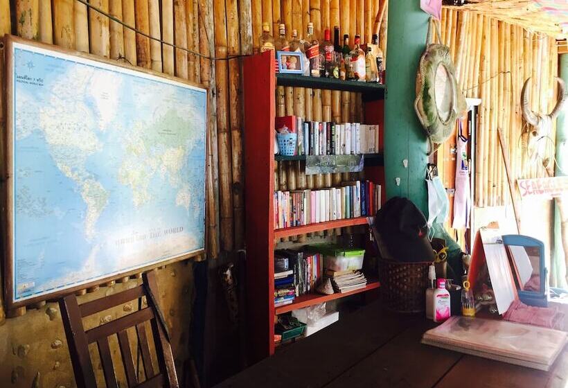 هتل Sea Eagle Bungalow