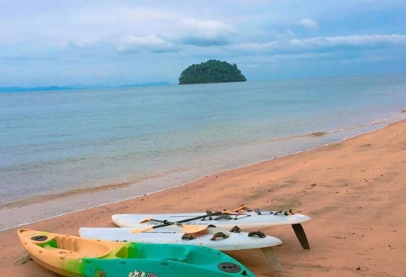 ホテル Sea Eagle Bungalow