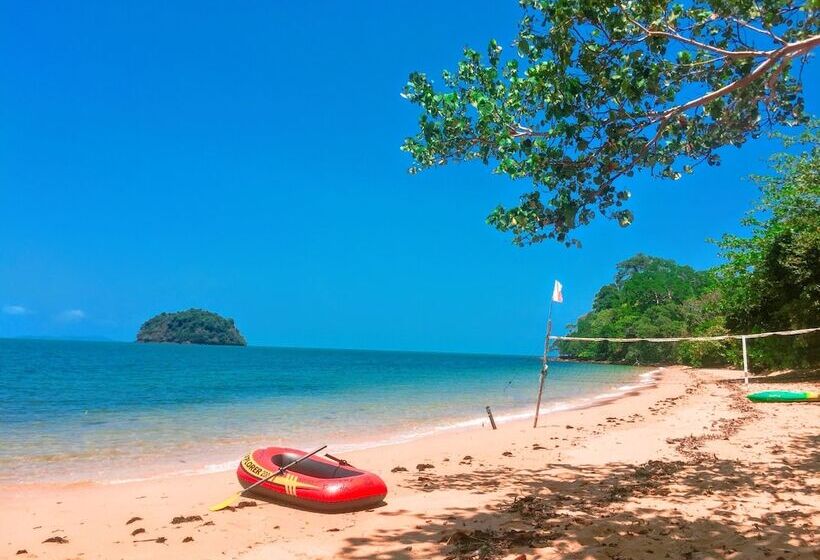 فندق Sea Eagle Bungalow