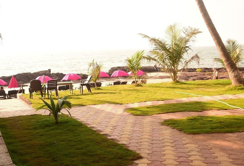 בית מלון כפרי Sea View Resort