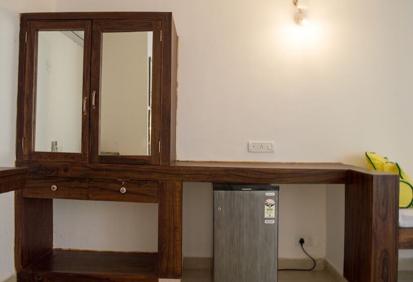 בית מלון כפרי Sea View Resort