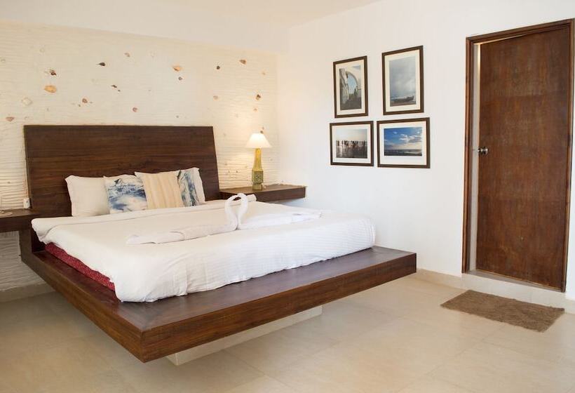 בית מלון כפרי Sea View Resort