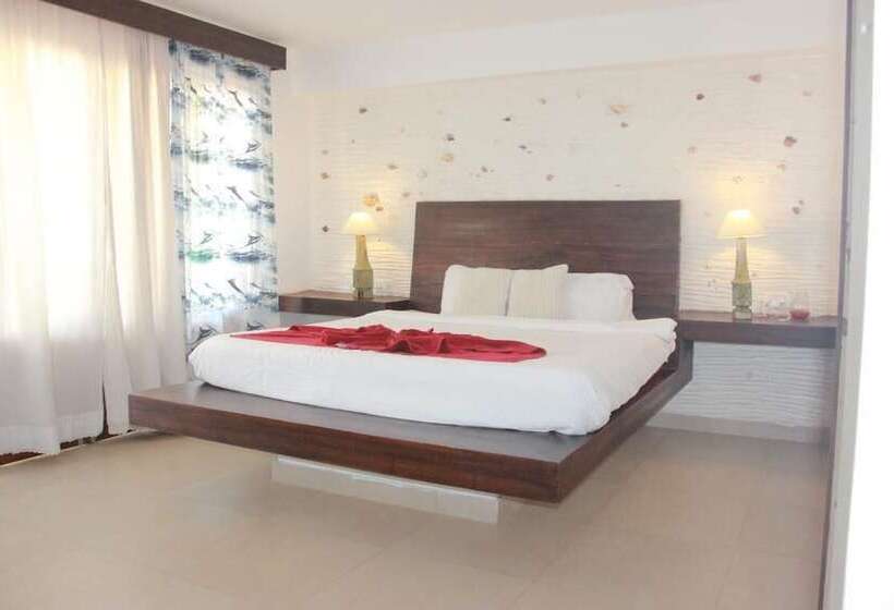 בית מלון כפרי Sea View Resort