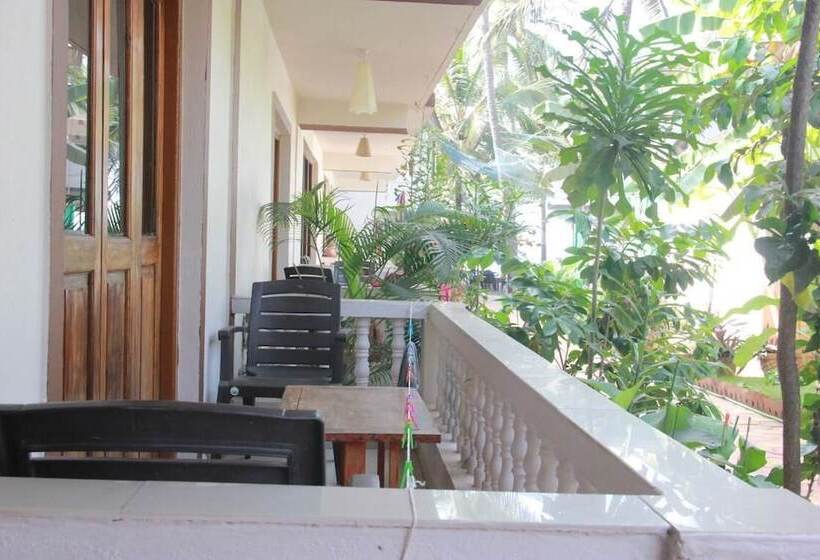 בית מלון כפרי Sea View Resort