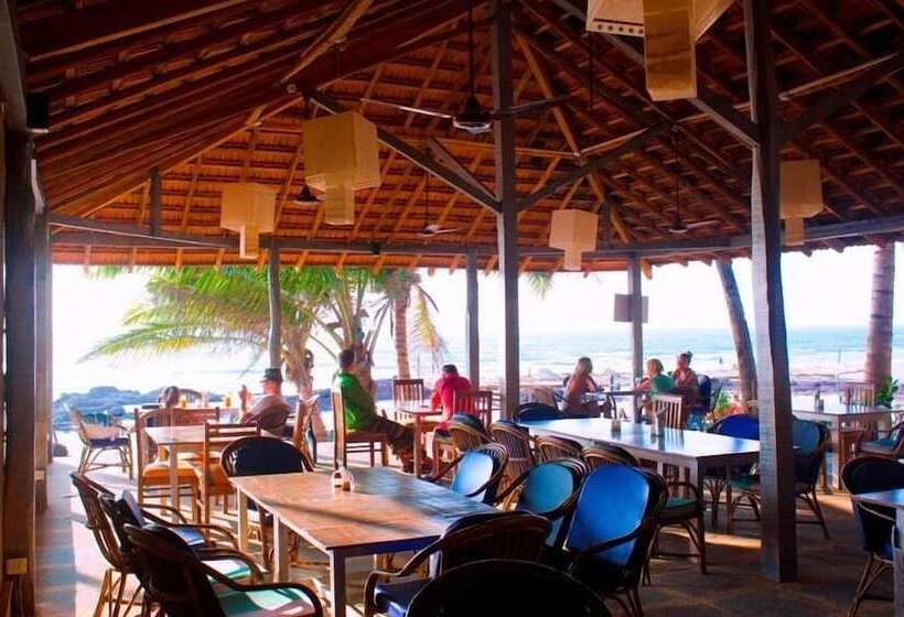 בית מלון כפרי Sea View Resort