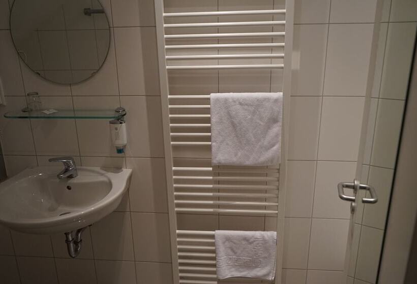 هتل Strümper Hof