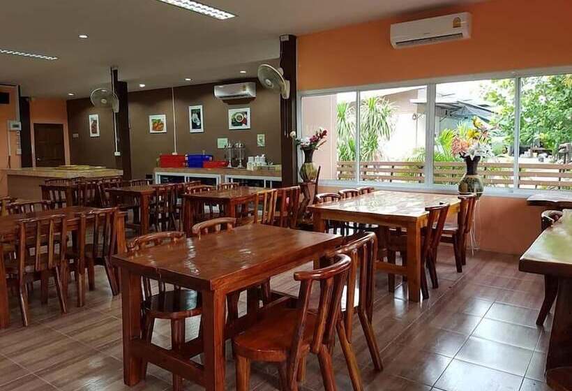 Отель Supatta Resort