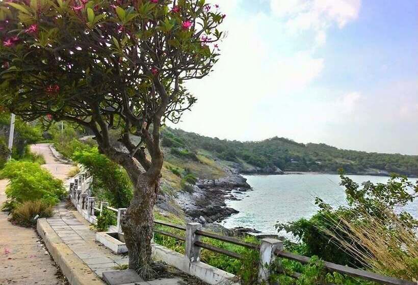 Отель Tam Pang Beach Resort