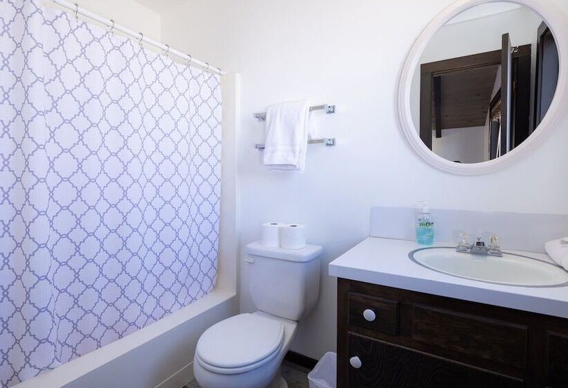 בית מלון כפרי The Ranch House #1998