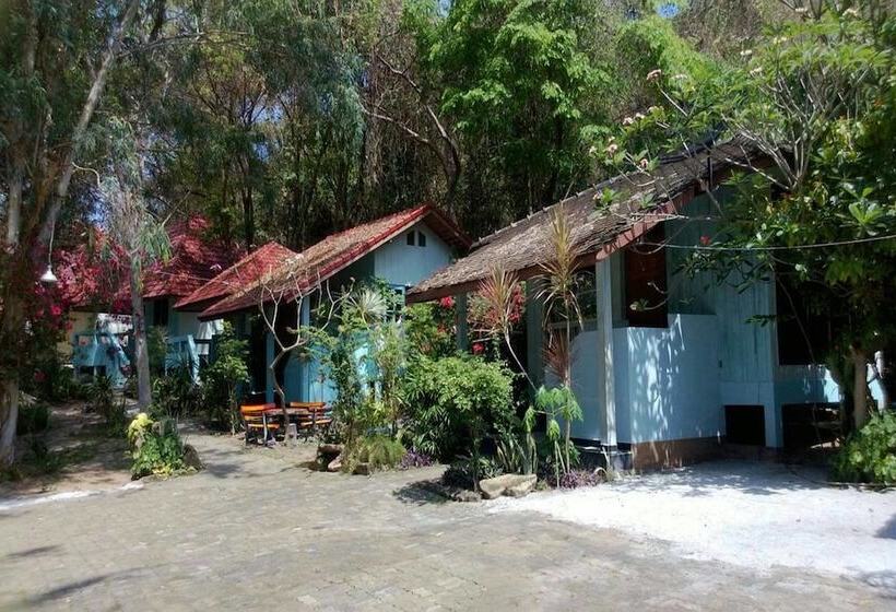 فندق White Stone Resort