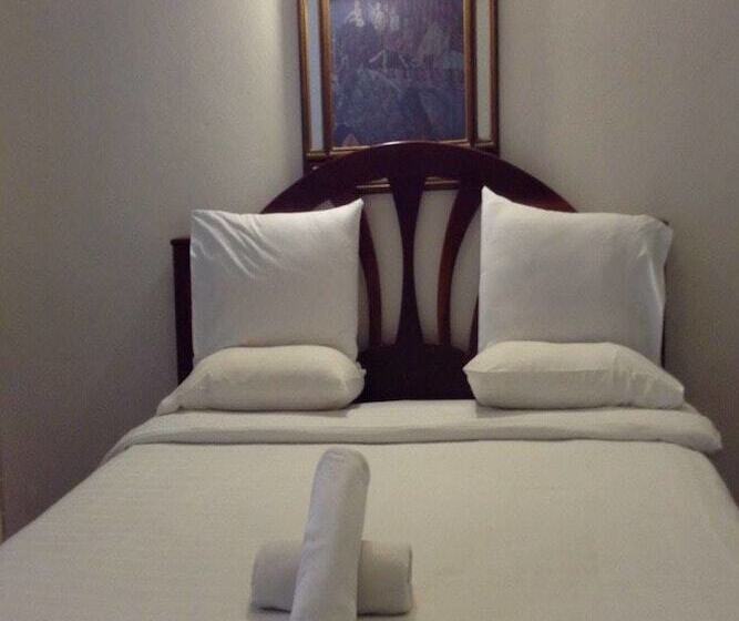 فندق White Stone Resort