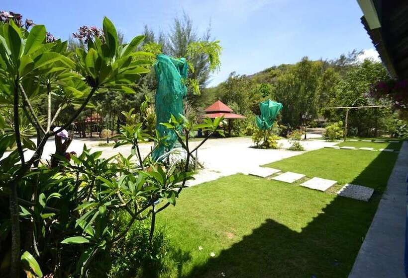 فندق White Stone Resort