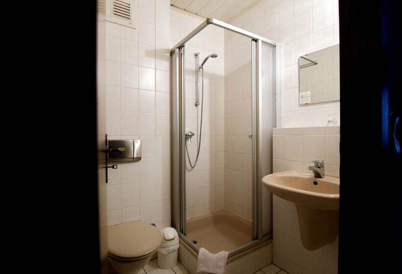 فندق Zur Hoffnung