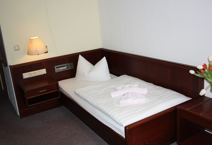 בית מלון כפרי Zur Hoffnung