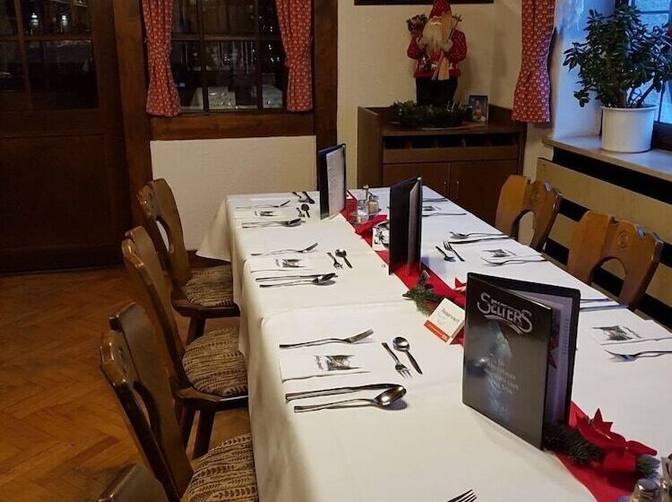 فندق Zur Hoffnung