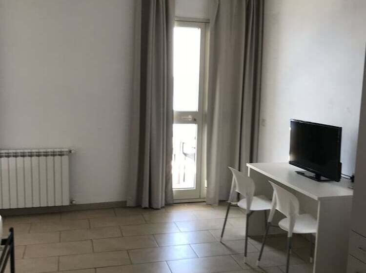 La Nave Sul Mare Di Taormina B&b