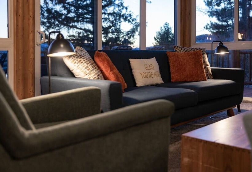 Lakeview Lookout #1978