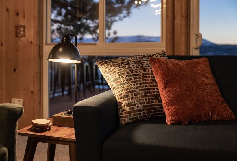 Lakeview Lookout #1978