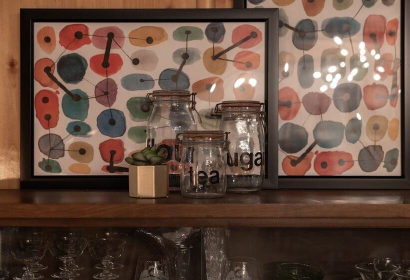 Lakeview Lookout #1978