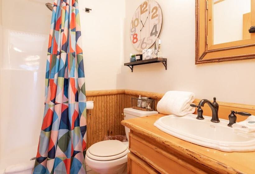 Lakeview Lookout #1978