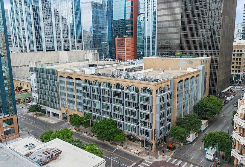 Littlefield Lofts, Hosted By Placemakr   6th Street