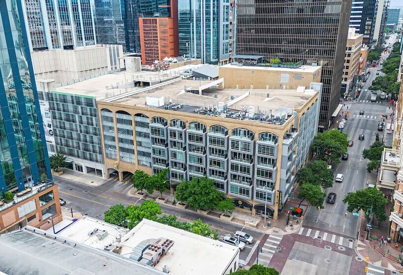 Littlefield Lofts, Hosted By Placemakr   6th Street