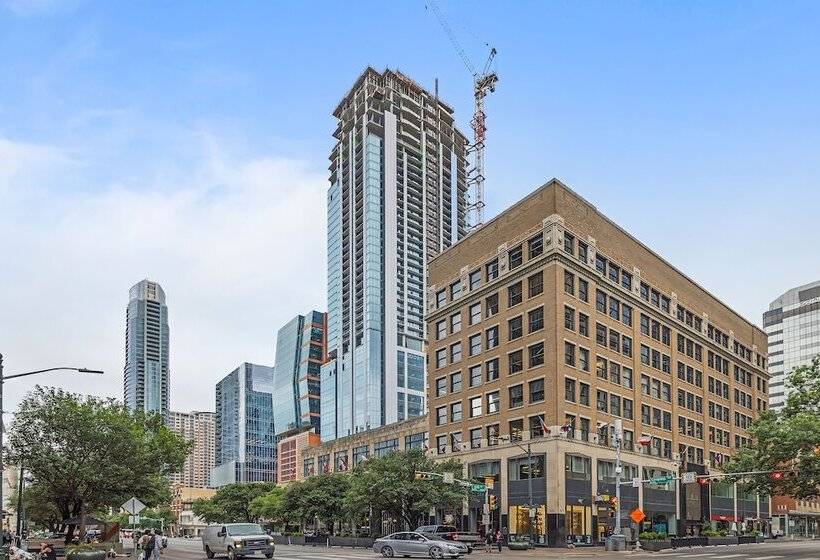 Littlefield Lofts, Hosted By Placemakr   6th Street