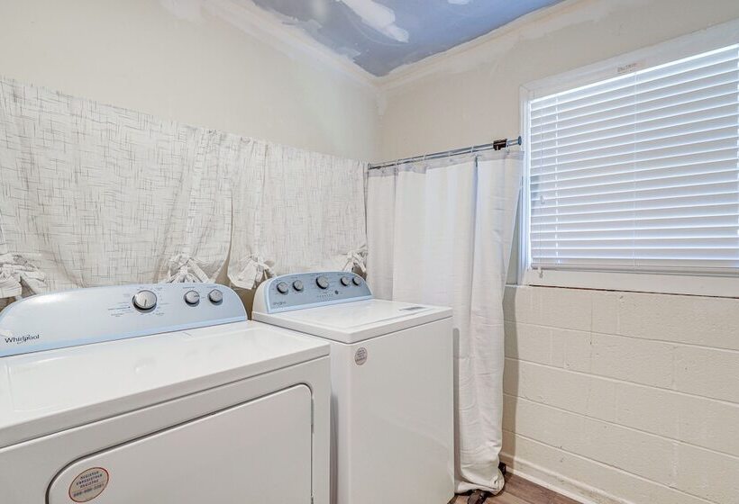 Modern Conyers Retreat   9 Mi To Arabia Mountain!