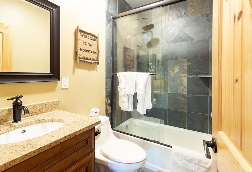 Moonridge Serenade #1967