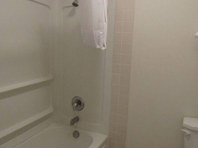 فندق على الطريق Pullman Garden Inn