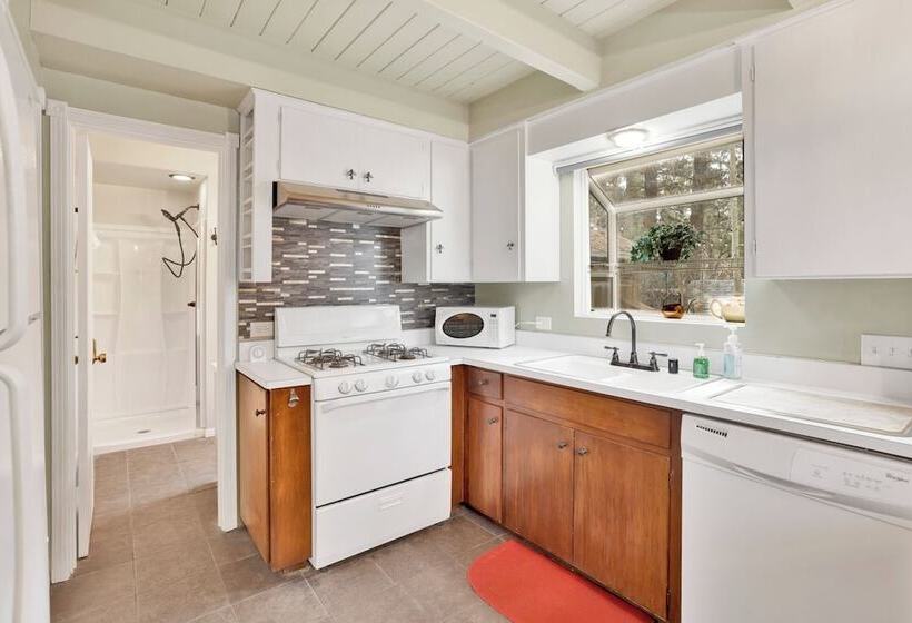 Mountain Pines Cottage #2349