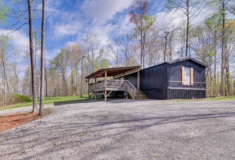Nancy Cabin W/ Fire Pit Near Lake Cumberland!
