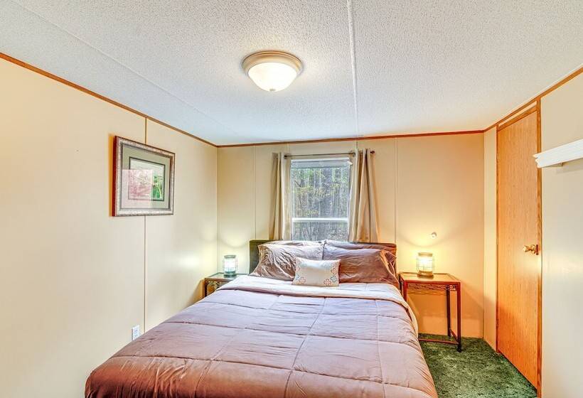 Nancy Cabin W/ Fire Pit Near Lake Cumberland!