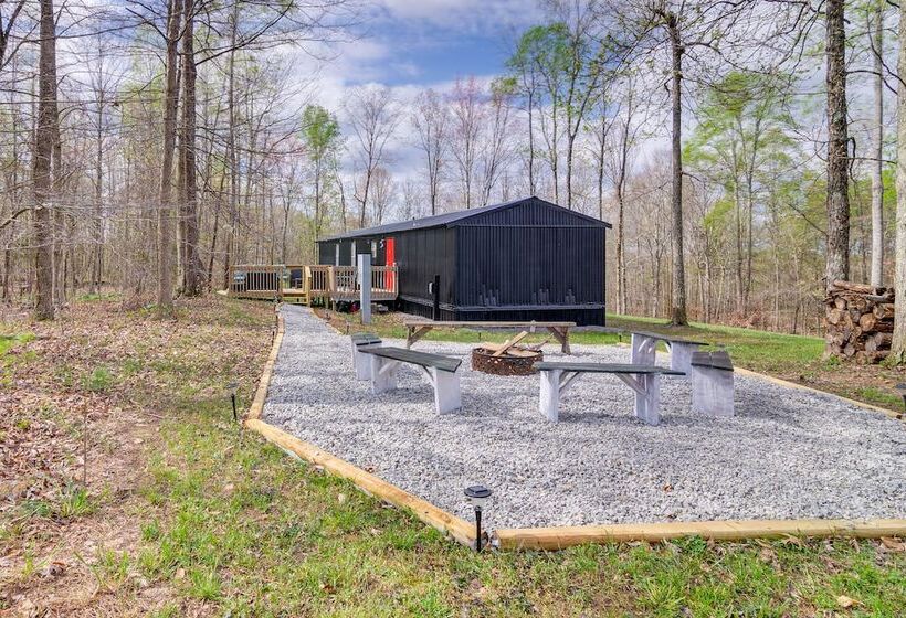 Nancy Cabin W/ Fire Pit Near Lake Cumberland!