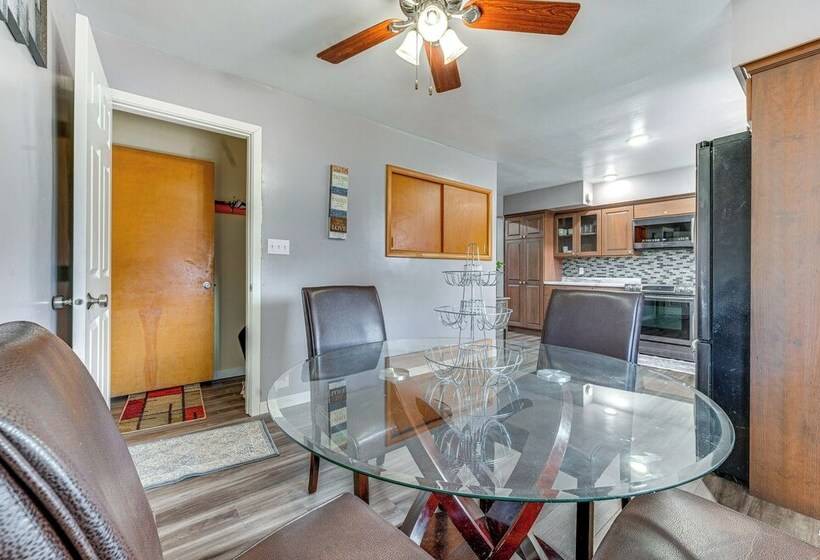 Newly Remodeled Home In Storm Lake W/ Private Yard