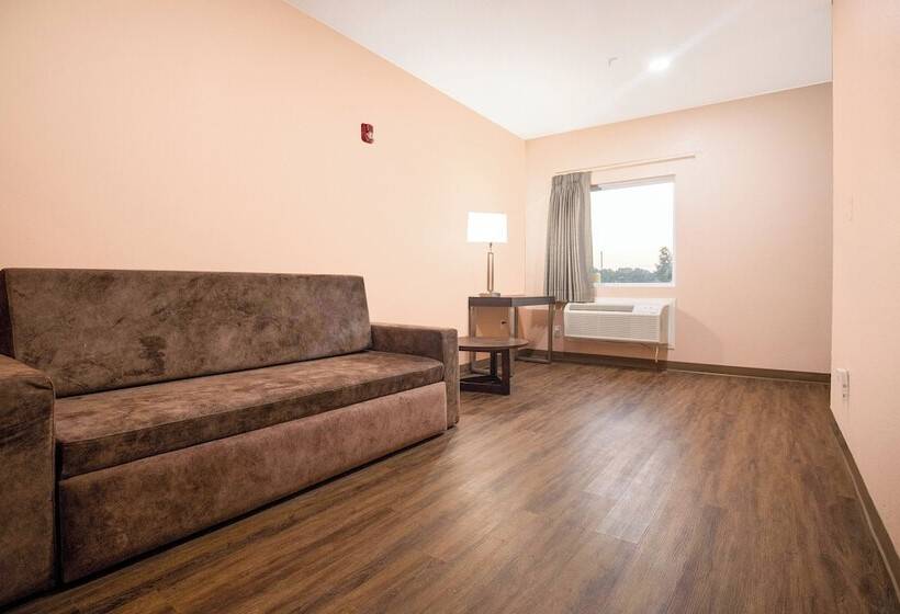Oyo Hotel Adairsville Calhoun South I 75
