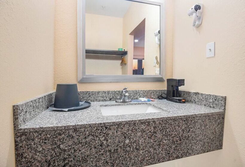 Oyo Hotel Adairsville Calhoun South I 75