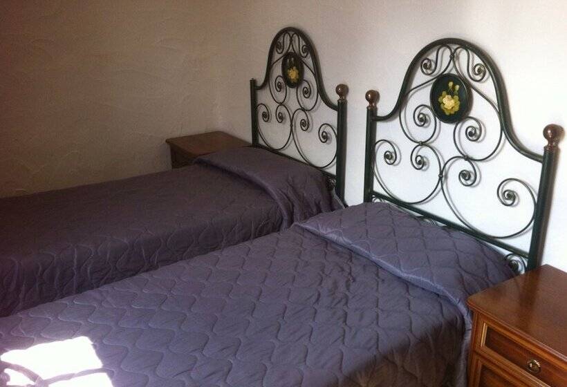 פנסיון Ai Monti Del Gennargentu