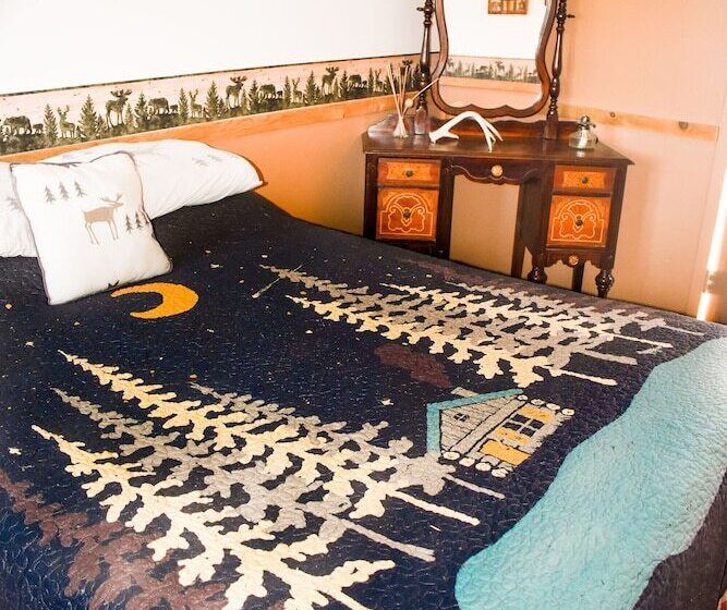 بنسيون Beartooth Basin Bunkhouse