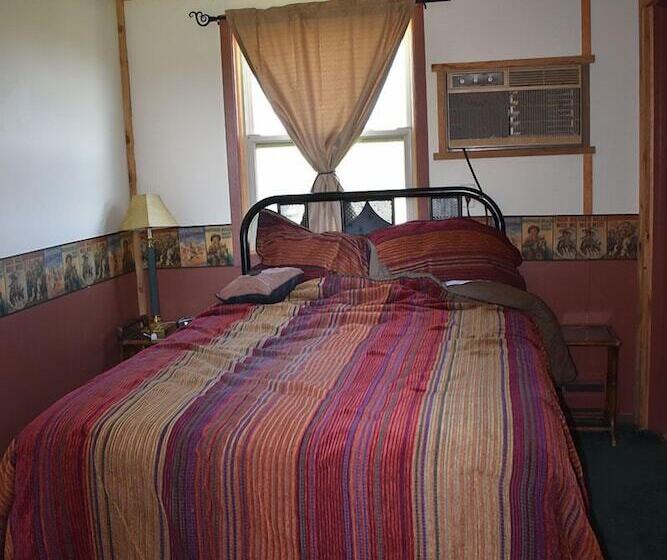 بنسيون Beartooth Basin Bunkhouse