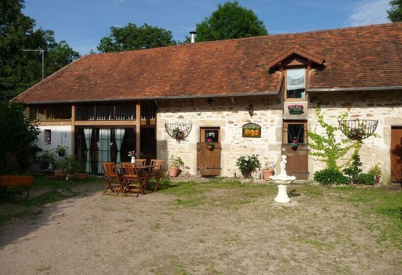 بنسيون Chambres Du Domaine Saint Anges